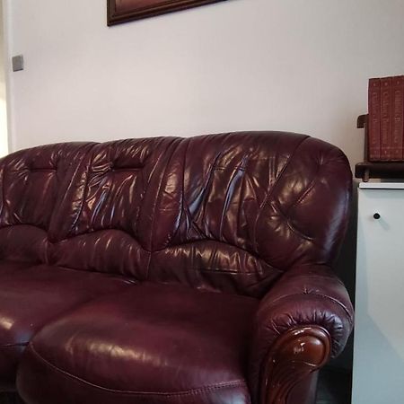 Lovely 2 Bedroom House Worsley Exteriör bild